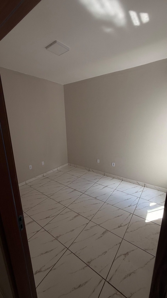 residential-/-home-jardim-zuleika-luziania-go