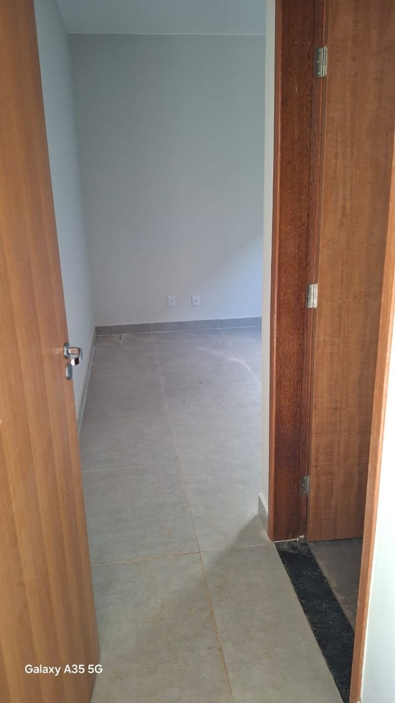 residential-/-home-2-quartos-60m2-jardim-do-inga-luziania-go