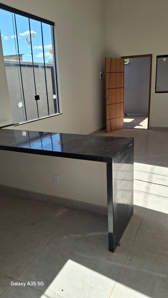 residential-/-home-2-quartos-60m2-jardim-do-inga-luziania-go