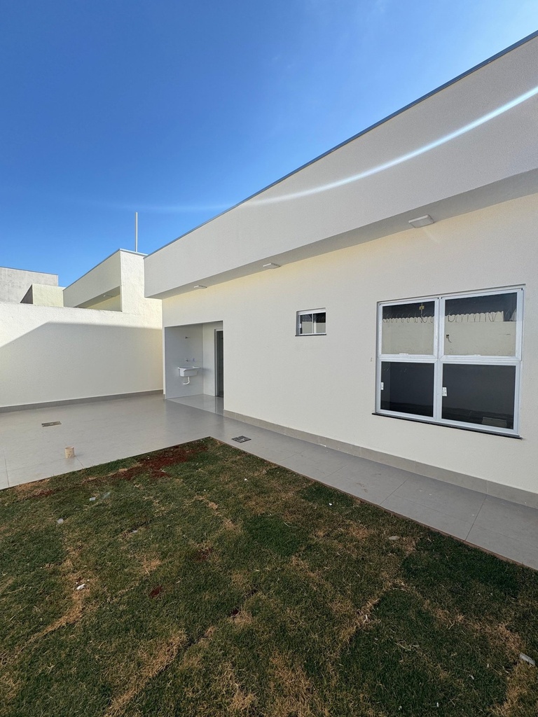 residential-/-home-3-quartos-60m2-jardim-das-americas-formosa-go