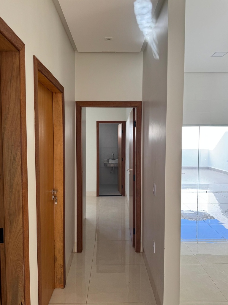 residential-/-home-3-quartos-60m2-jardim-das-americas-formosa-go