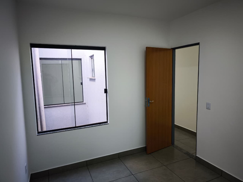 residential-/-home-3-quartos-60m2-jardim-das-americas-formosa-go
