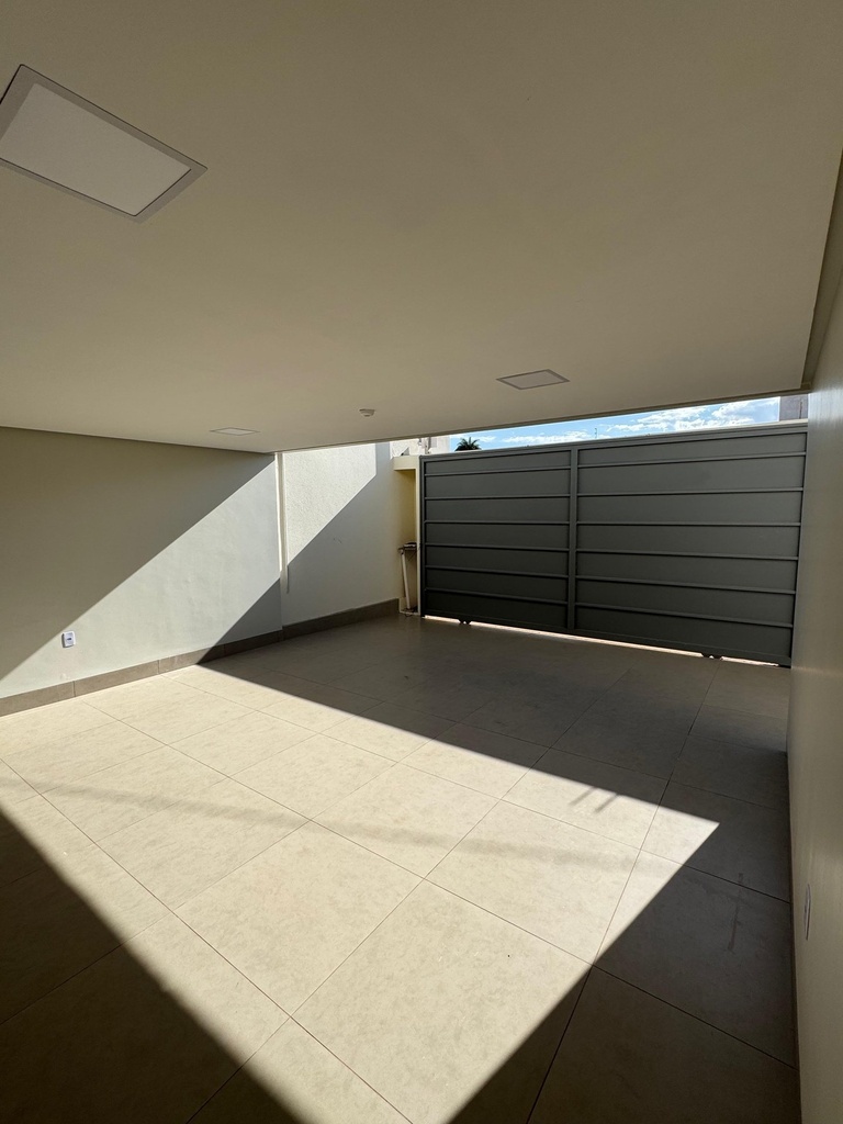 residential-/-home-3-quartos-60m2-jardim-das-americas-formosa-go