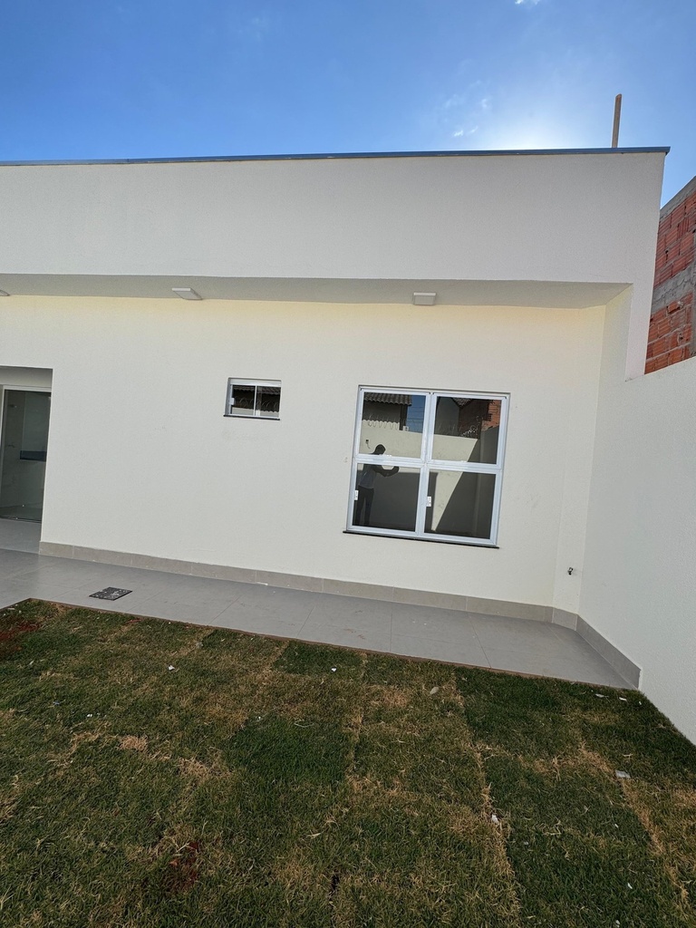 residential-/-home-3-quartos-60m2-jardim-das-americas-formosa-go