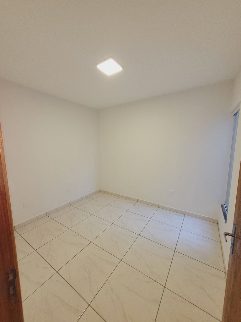residential-/-home-70m2-jardim-do-inga-luziania-go