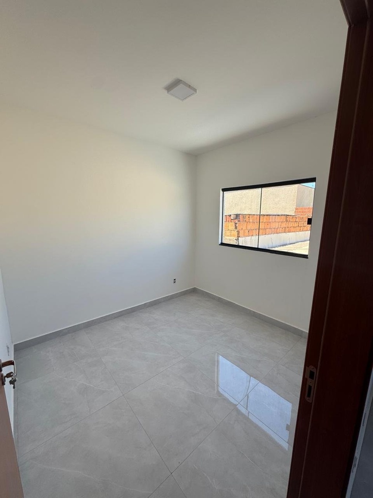 residential-/-home-jardim-do-inga-luziania-go
