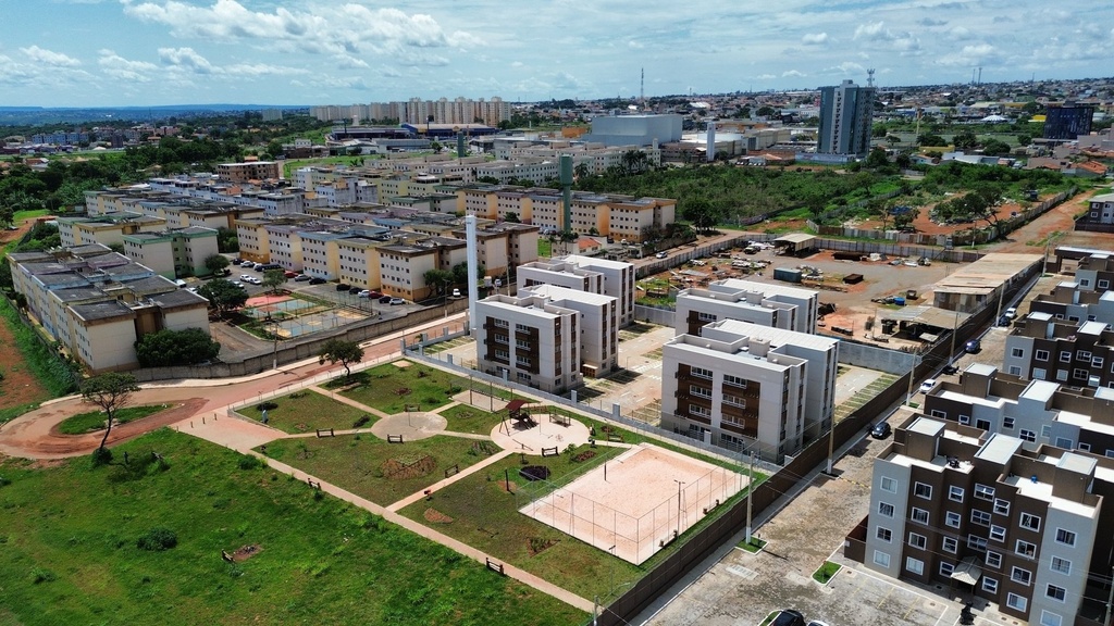 residential-/-apartment-parque-estrela-dalva-ix-luziania-go