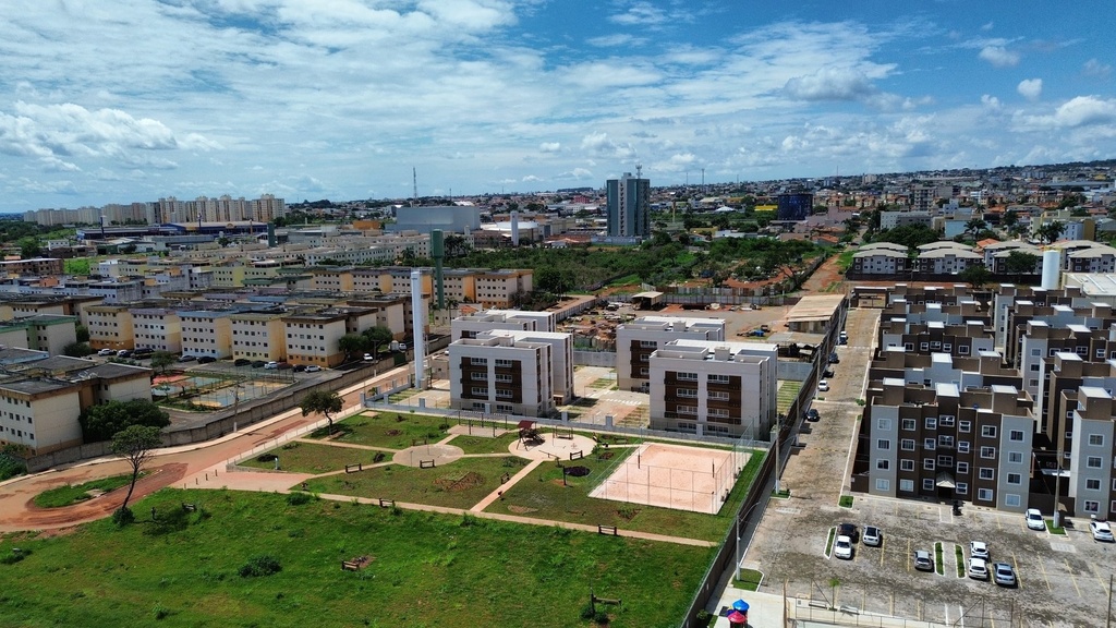 residential-/-apartment-parque-estrela-dalva-ix-luziania-go