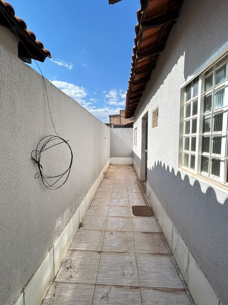 residential-/-home-parque-estrela-dalva-ix-luziania-go